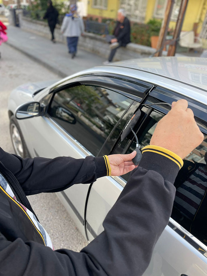 Kazan Oto Kilitçisi